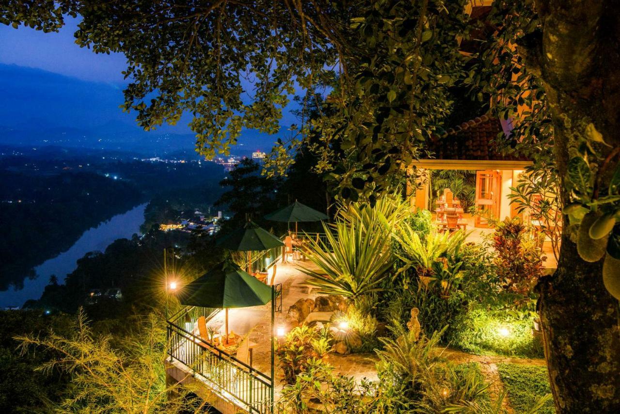 Villa Rosa Канди Экстерьер фото