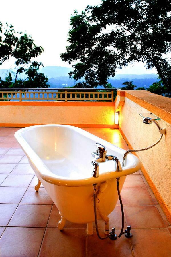 Villa Rosa Канди Экстерьер фото